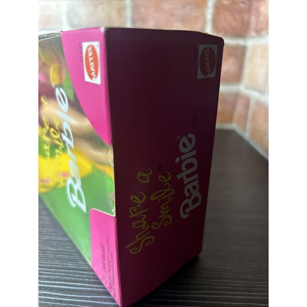 Share A Smile Barbie Doll Special Edition #17247 New Unopened Box 1996 Mattel - Picture 6 of 6
